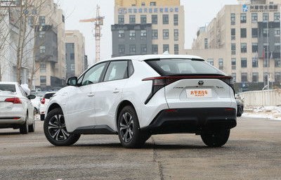 汽车图片大全高清(汽车图片大全高清图片丰田)