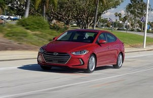 新款现代伊兰特(新款现代伊兰特报价及图片)