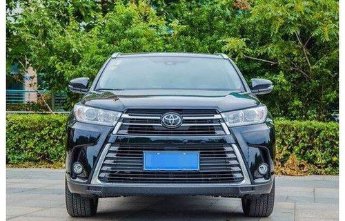 丰田汉兰达七座多少钱(丰田汉兰达七座多少钱一辆)