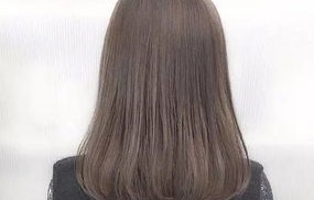 巧手女子花二三十元买材料，为全家打造时尚锡纸烫