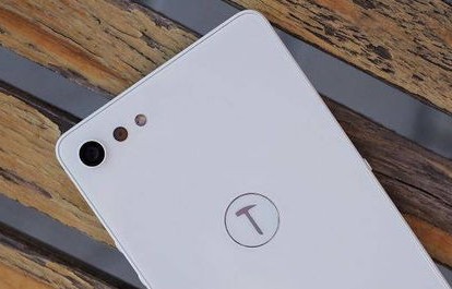 锤子手机坚果pro2(锤子手机坚果pro2和pro2s外观)