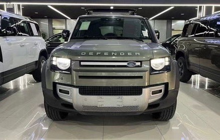 路虎卫士2022款报价及图片(路虎卫士最新款报价)