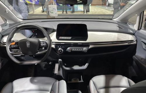 奔腾是什么档次的车(奔腾是什么车型)