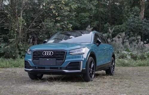 奥迪q2l图片(奥迪Q2L图片都有什么颜色)