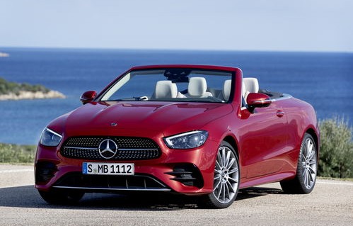 奔驰e级coupe双门四座轿跑车(奔驰e级coupe双门四座轿跑车)