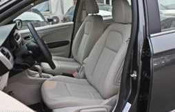 奔腾b50(奔腾b50整备质量)