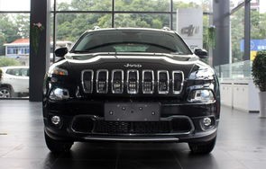 广汽菲克jeep自由光价格(广汽菲克jeep自由光价格2017)