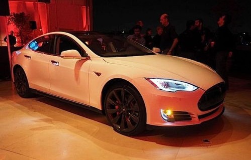 特斯拉售价一览表(特斯拉汽车报价及图片)