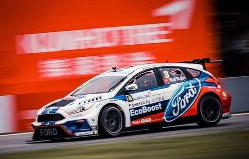 福特福克斯两厢车图片(福特福克斯两厢车图片2010款)