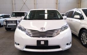 丰田塞纳2023款报价及图片(丰田塞纳2023款图片报价)