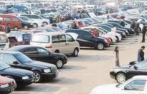 附近收二手车的(附近收二手车的电话货车)