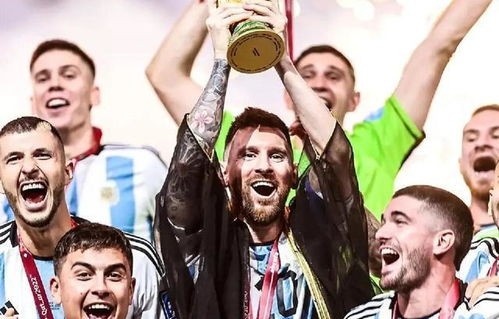 短剧传奇，退役球王——70集的荣耀与传承