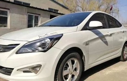 丰田小轿车图片大全(丰田小车型大全及报价 新款)