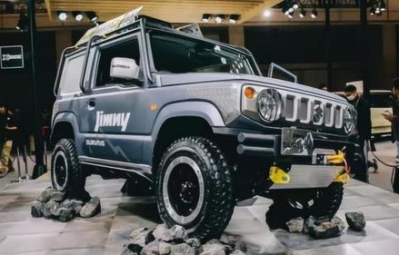 适合穷人玩的越野车(穷人玩什么车)