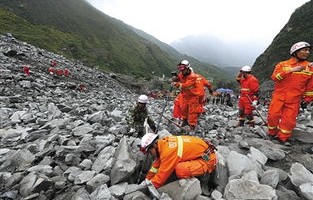 贵州织金山体垮塌悲剧，六人逝去，警醒人间