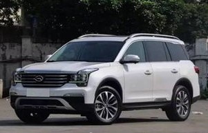 广汽传祺gs8报价及图片(广汽传祺gs8报价及图片)