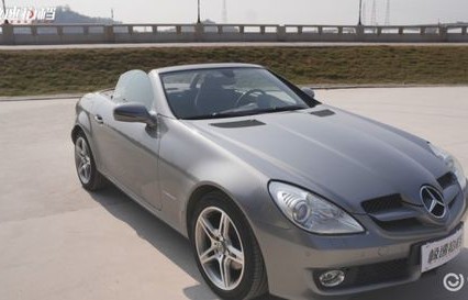 敞篷跑车报价及图片(敞篷跑车报价及图片大全)