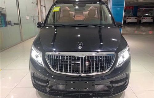 奔驰商务车迈巴赫vs680价格(奔驰迈巴赫商务车7座vs680双拼色)