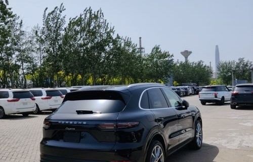 卡宴多少钱一辆(二手保时捷卡宴多少钱一辆)