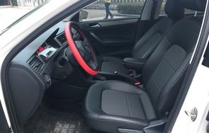 一汽大众桑塔纳自动挡多少钱(大众桑塔纳自动挡多少钱一台)