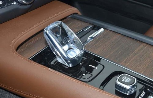 沃尔沃s90价格2022款图片(沃尔沃s90价格2022款图片t5)