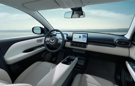 新车suv上市(五菱纯电新车suv上市)