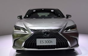 雷克萨斯es300报价及图片(雷克萨斯es300报价2020新款)