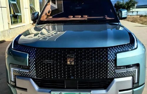 比亚迪仰望u8(比亚迪仰望u8多少钱一辆)