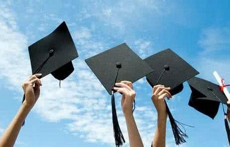 中产家庭面临的经济挑战，供不起扫地爹了吗？