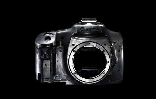 新手用数码相机还是单反(新手买什么数码相机好)