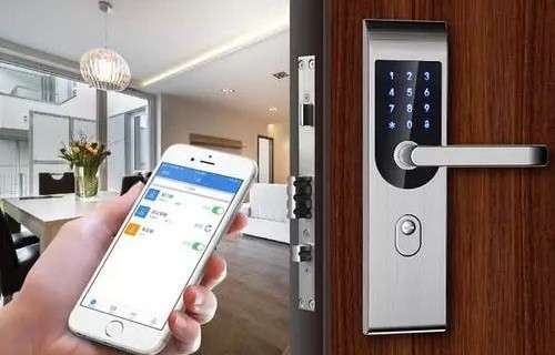 女子安智能门锁被出镜获赔1500元，隐私保护与智能门锁的双重保障