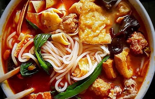 螺蛳粉店之谜,臭气弥漫,居民生活受困