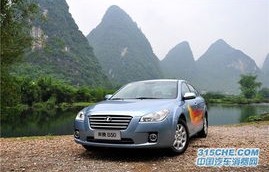 中国一汽奔腾轿车(中国一汽 奔腾)