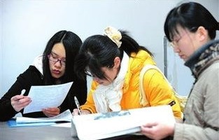 职场与外貌,女学生求职遭遇的美丽困扰