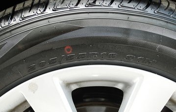 起亚k3轮胎型号(起亚k3轮胎型号20555r16)