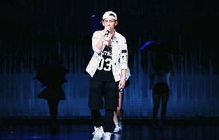 周鸿祎短剧首秀,贾跃亭的惊喜亮相