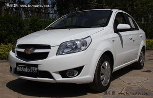 雪佛兰乐风(雪佛兰乐风自重多少)