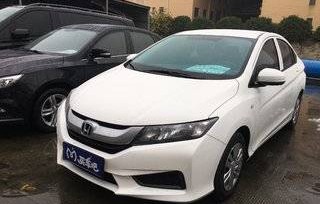 本田锋范二手车价格(本田锋范二手车价格表)