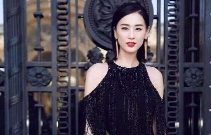 揭秘黄圣依家族背景，从平凡到辉煌的蜕变