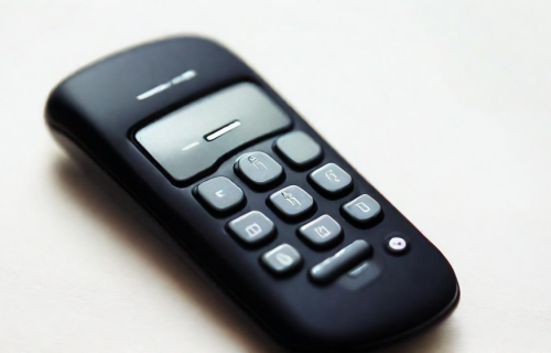 夏普手机（夏普手机遥控器下载）