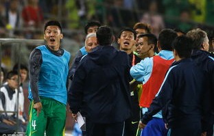 美国队破冰之旅，赢得国乒一局，兴奋之情如过年