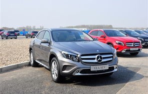 适合女生开的奔驰大g(适合女生开的车奔驰gla)