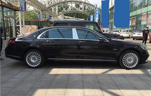 江汽集团回应借迈巴赫暴力测试事件，责任与诚信的双重审视