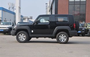 北京汽车bj40图片(北京汽车bj40图片及报价)