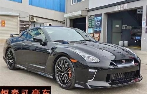 尼桑gtr价格(尼桑gtr价格跑车)