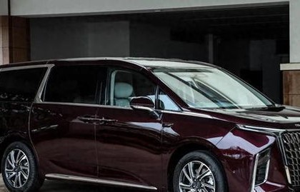 别克商务车7座gl8(别克商务车7座gl8大通g90)