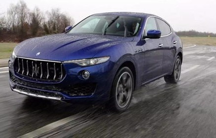 玛莎拉蒂suv2023款报价(玛莎拉蒂suv2023款报价官网)