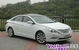 索纳塔八代图片(索纳塔八代图片 中控)