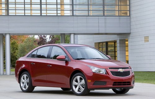 雪佛兰科鲁兹2015款配置参数(雪佛兰科鲁兹2015款15l自动豪华版)