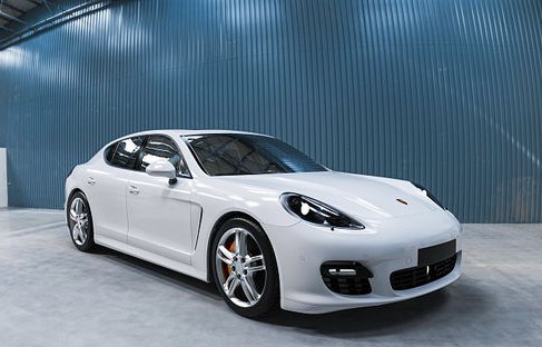 保时捷帕拉梅拉图片(保时捷帕拉梅拉图片白色)